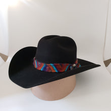 Schneiders Black Showman Designed 6 3/4