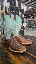 R Ariat Boots 9M Saddle /Mint