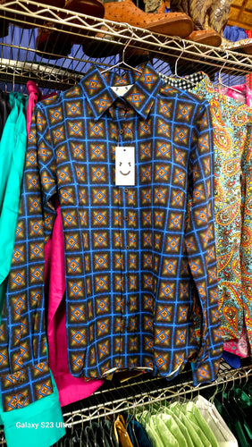 Loop D Easy Care Button Shirt Blue Medallion