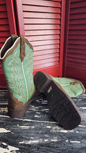 Justin Womens Boots size 8.5 M new