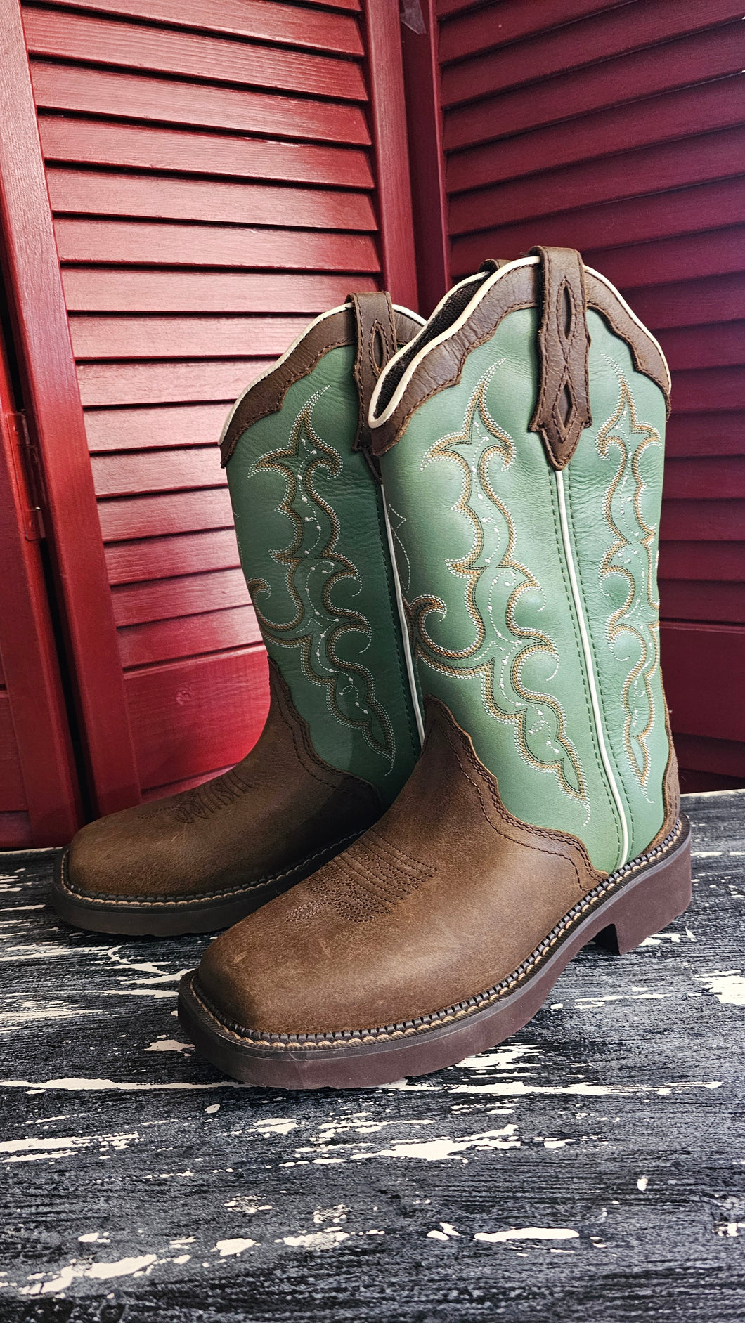 Justin Womens Boots size 8.5 M new
