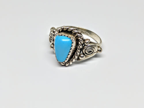 Navaho Authentic Turquoise Sterling Silver Ring (SZ 5)