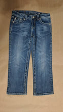 R Miss Me Capri's size 28 EUC